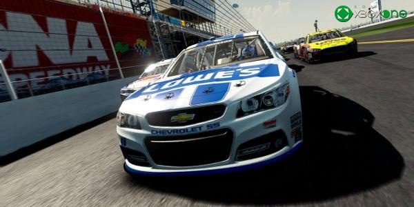 DMi trabaja en un juego de NASCAR para Xbox One