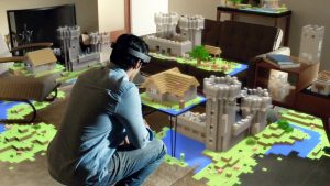 Hololens 2 jugando a Minecraft