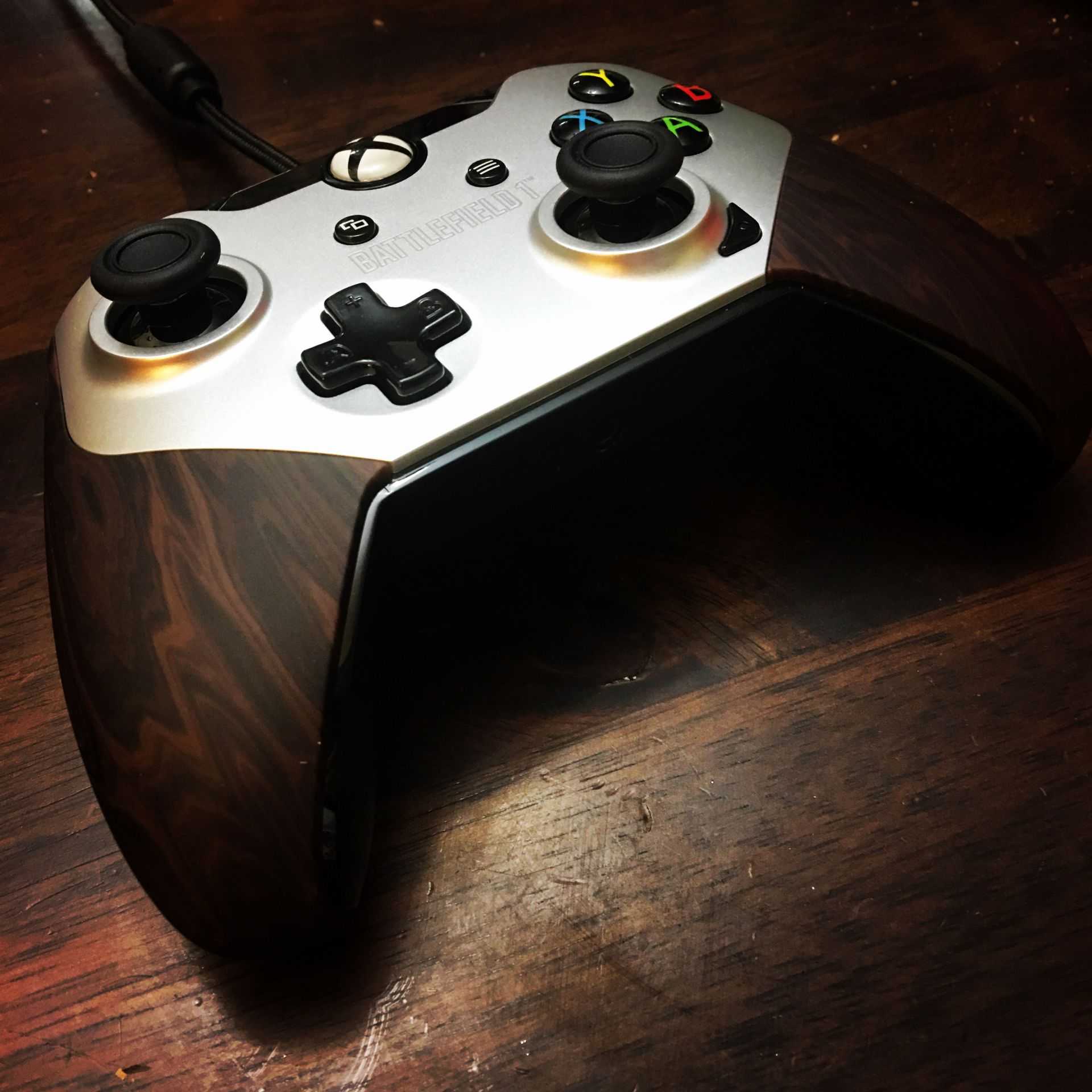 Espectacular mando de Battlefield 1 de Xbox One Generacion Xbox