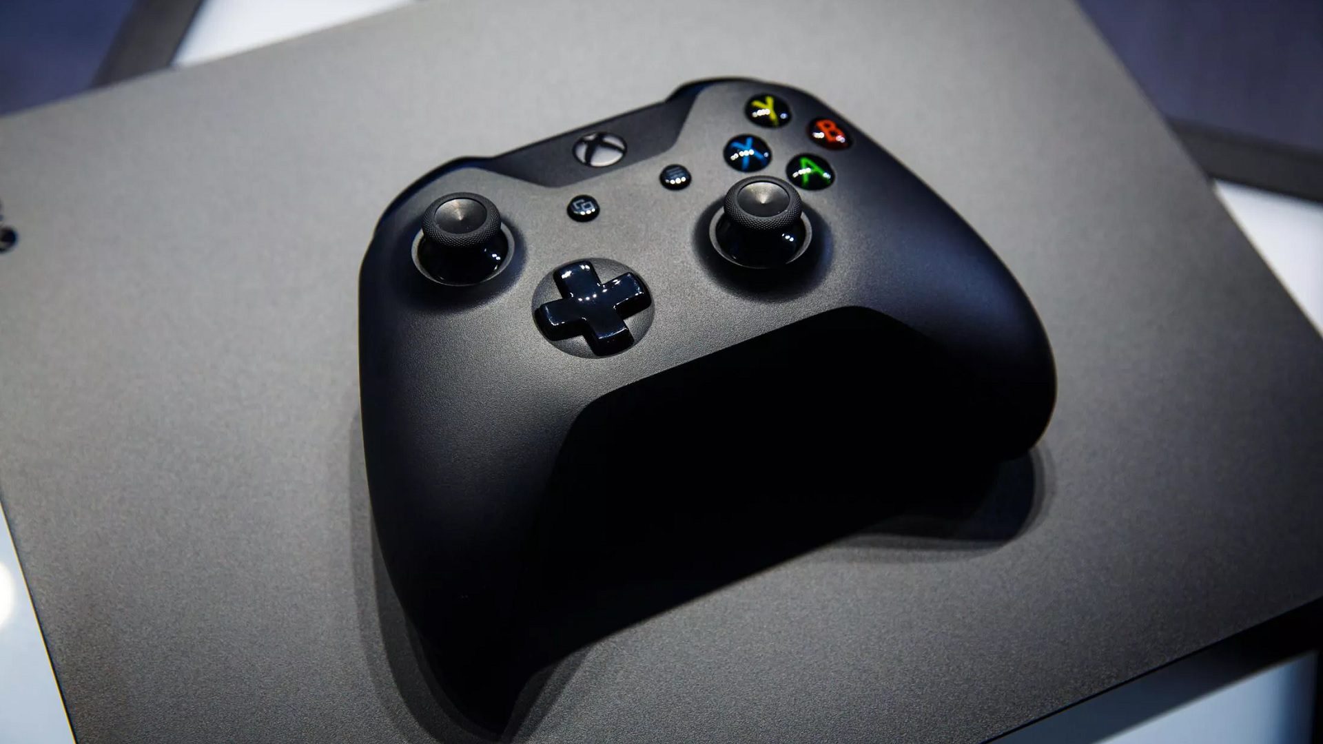 Dominante Armstrong Reverberación Microsoft recomienda no usar protectores de voltaje para Xbox