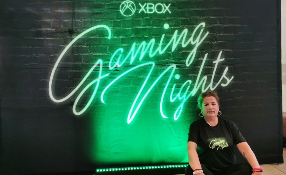 Así es Alejandra García, la “Tía Xbox”, una figura alucinante